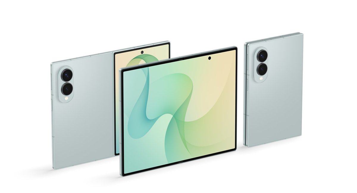 Galaxy Z Fold8 üç açıdan